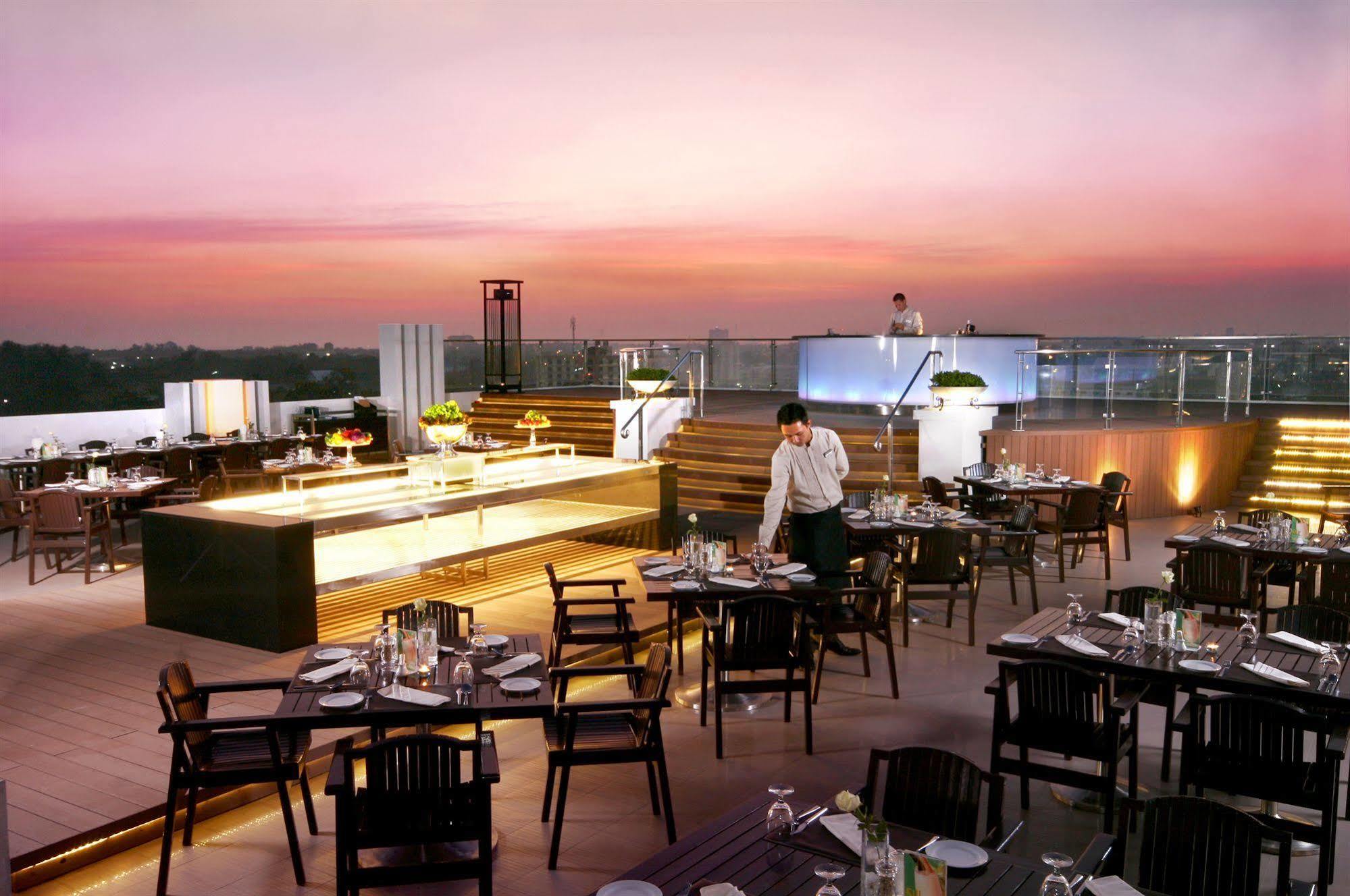 Kameo Grand Hotel & Serviced Apartment, ראיונג מראה חיצוני תמונה