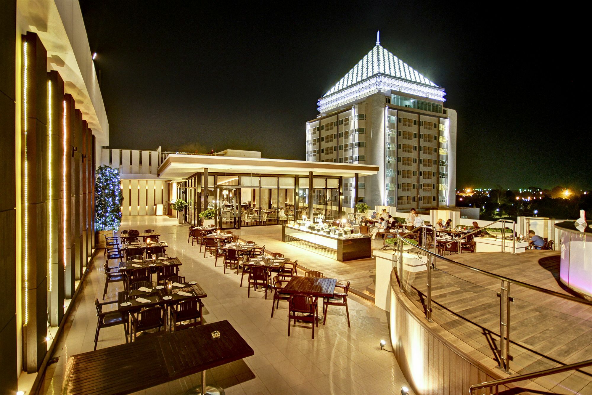 Kameo Grand Hotel & Serviced Apartment, ראיונג מראה חיצוני תמונה