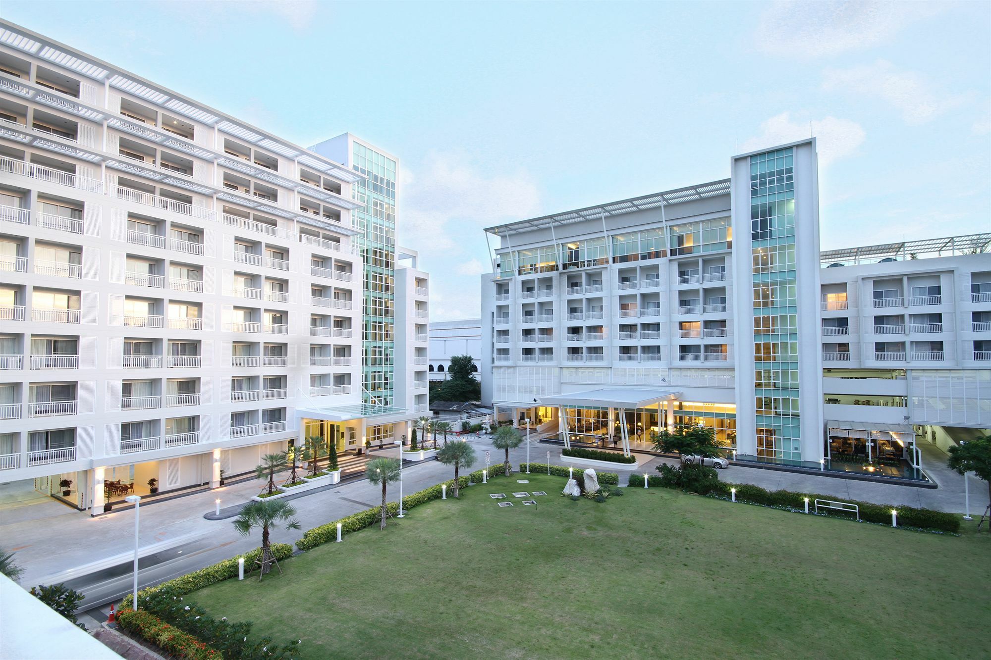 Kameo Grand Hotel & Serviced Apartment, ראיונג מראה חיצוני תמונה